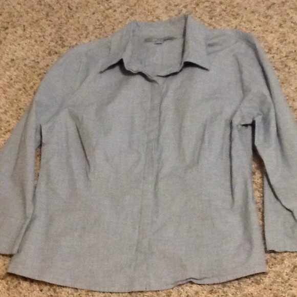 Button down shirt - Picture 1 of 4